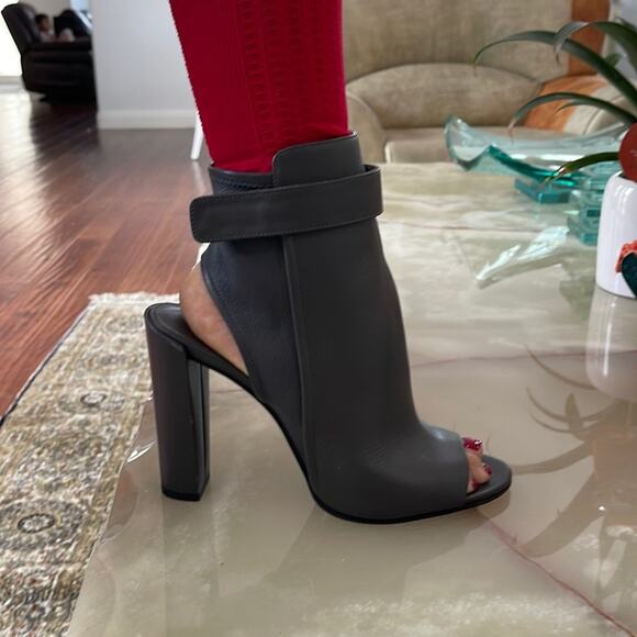 Vince Leather Ankle Boots Peep-Toes Gray Size 10M - Picture 2 of 14